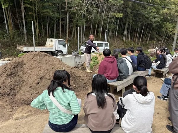 事例 西大和(農業体験、クラフト、地方創生セミナー) (1)