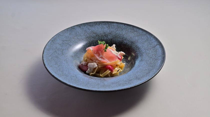 苺とカッテージチーズ 生ハムのクリームパスタ