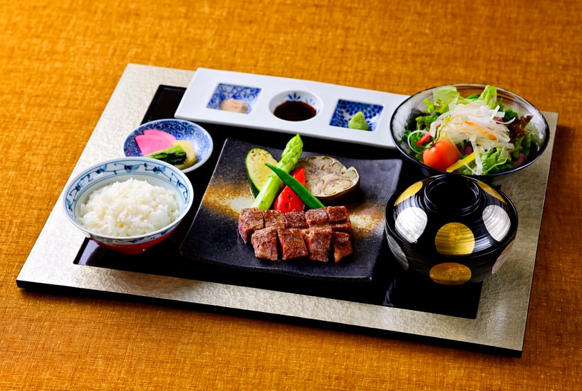 海神人の食卓 桟敷|淡路牛ステーキ御膳|淡路牛100gの鉄板焼き