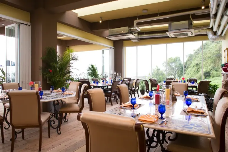 オーシャンテラス内観全体像